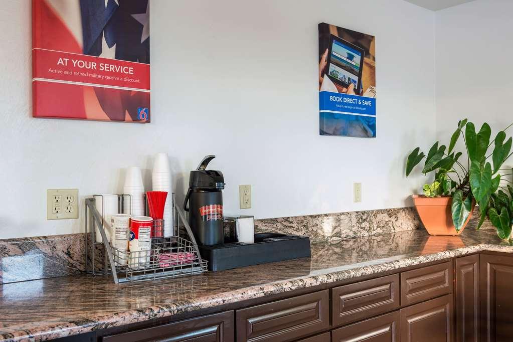 Motel 6-Wilsonville, Or - Portland Restoran gambar